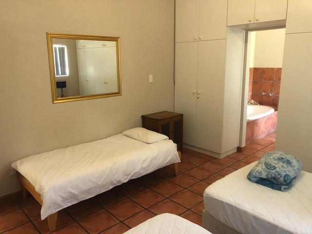 To Let 3 Bedroom Property for Rent in Country Club Western Cape